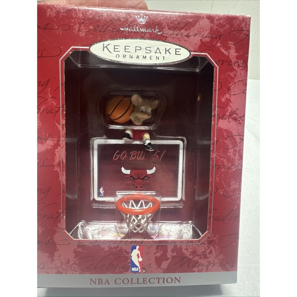 1998 Hallmark Keepsake Ornament NBA Collection Chicago Bull Basketball hoop